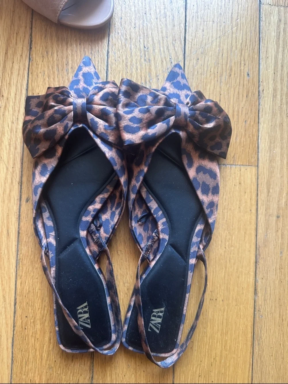 Zara Leopard Print Bow Pointed Slingback Flats in Brown and Black - Picture 1 of 4